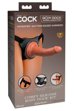King Cock Elite Body Dock Kit Verpackung mit Umschnalldildo und Saugdock