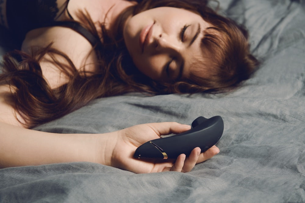 Womanizer Premium 2 – Druckwellenstimulator mit 14 Intensitäten - schwarz