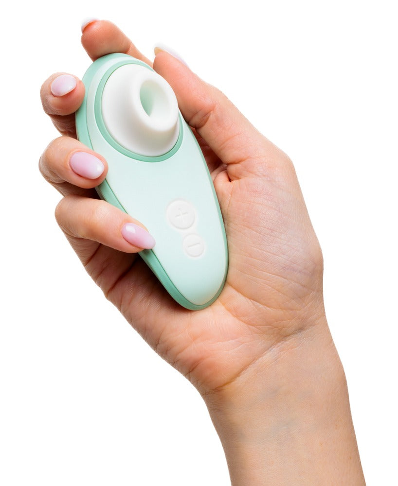 Womanizer "Liberty 2" - sage - Kompakter Pulsator mit Pleasure Air Technologie