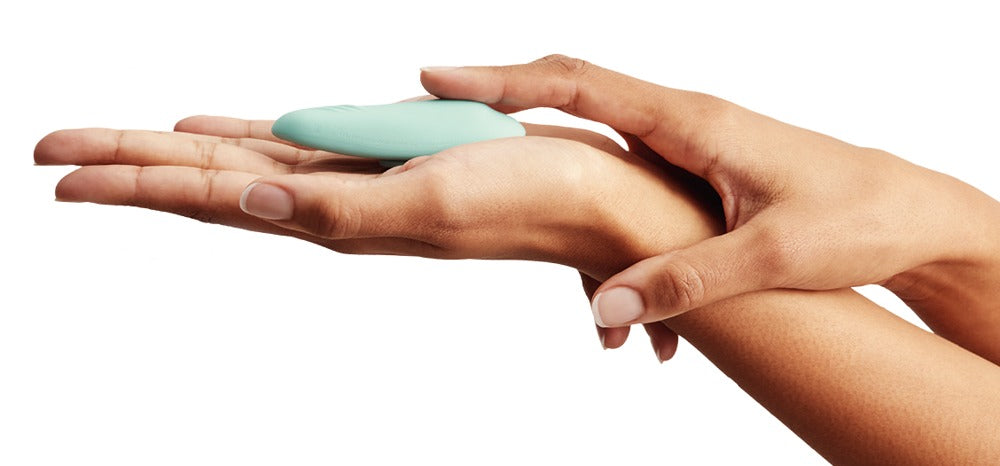 "Moxie+" von We-Vibe - türkis - Diskreter Panty-Vibrator mit App-Steuerung