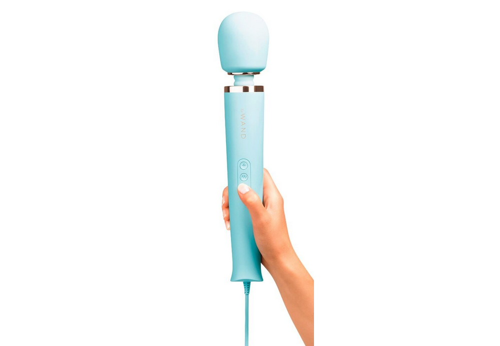 leWand Powerful Plug-In Massager Blue