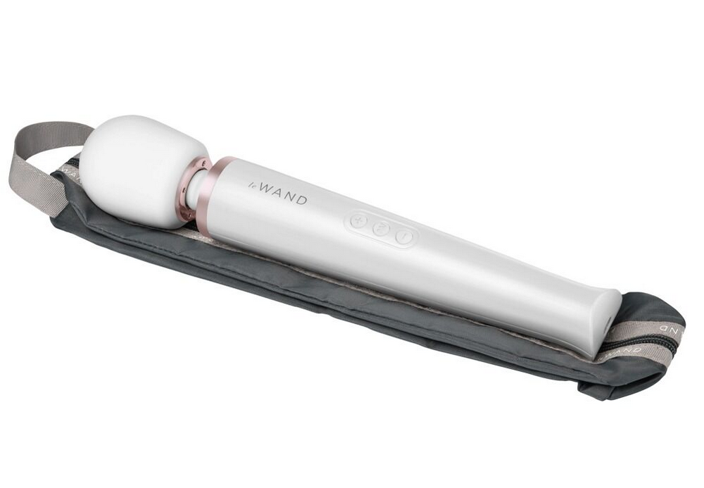 leWand  Rechargeable Vibrating Massager
