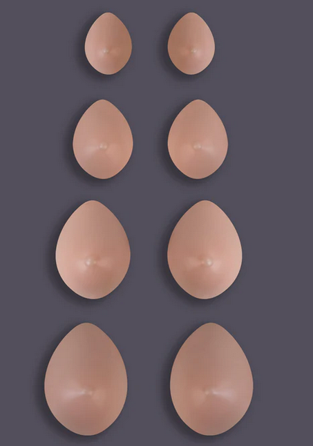 Brustprothesen 300 g: sechs tropfenförmige Pads in Nude/Beige